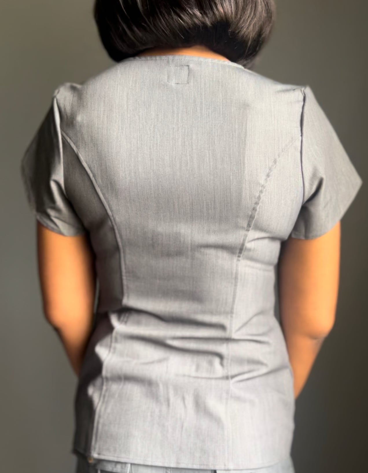 Tulip scrub top-Gray (runs small)